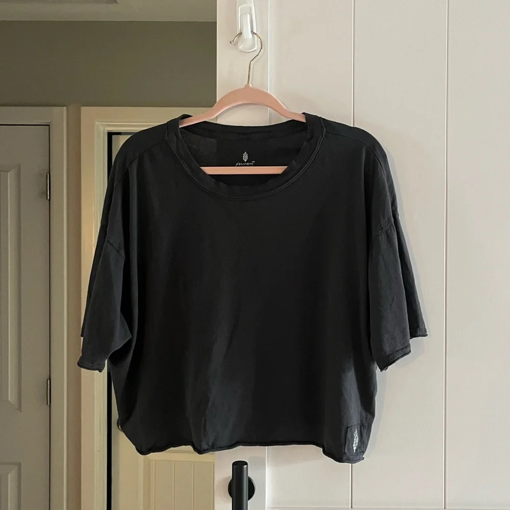 Free People Movement Short Sleeved Top - Picture 1 of 4